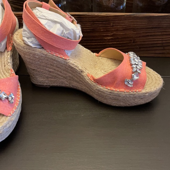 New in Box 💕 KAARI blue Washed Coral Espadrilles Shoes 💕 Sz. 9.5 Retail $70 - Picture 3 of 4